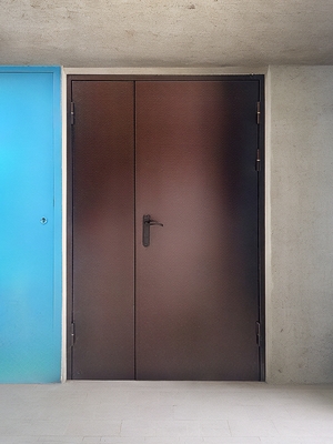 Дверь без утепления